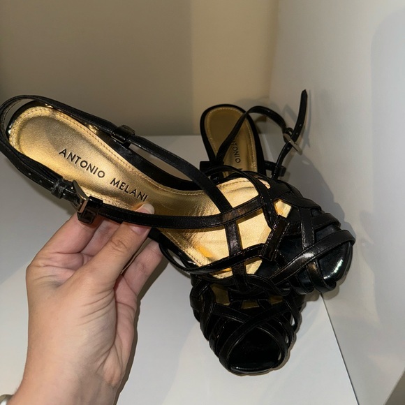 Antonio Melani Vintage Heels - Picture 3 of 5